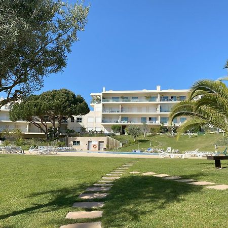 Charmant Appartement A 1Km De La Plage, Avec Piscine A アルブフェイラ エクステリア 写真