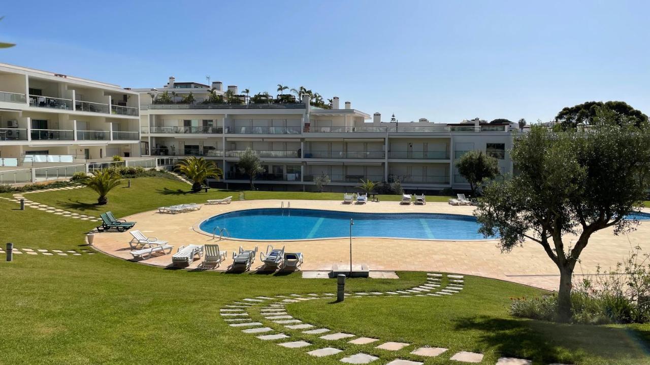 Charmant Appartement A 1Km De La Plage, Avec Piscine A アルブフェイラ エクステリア 写真