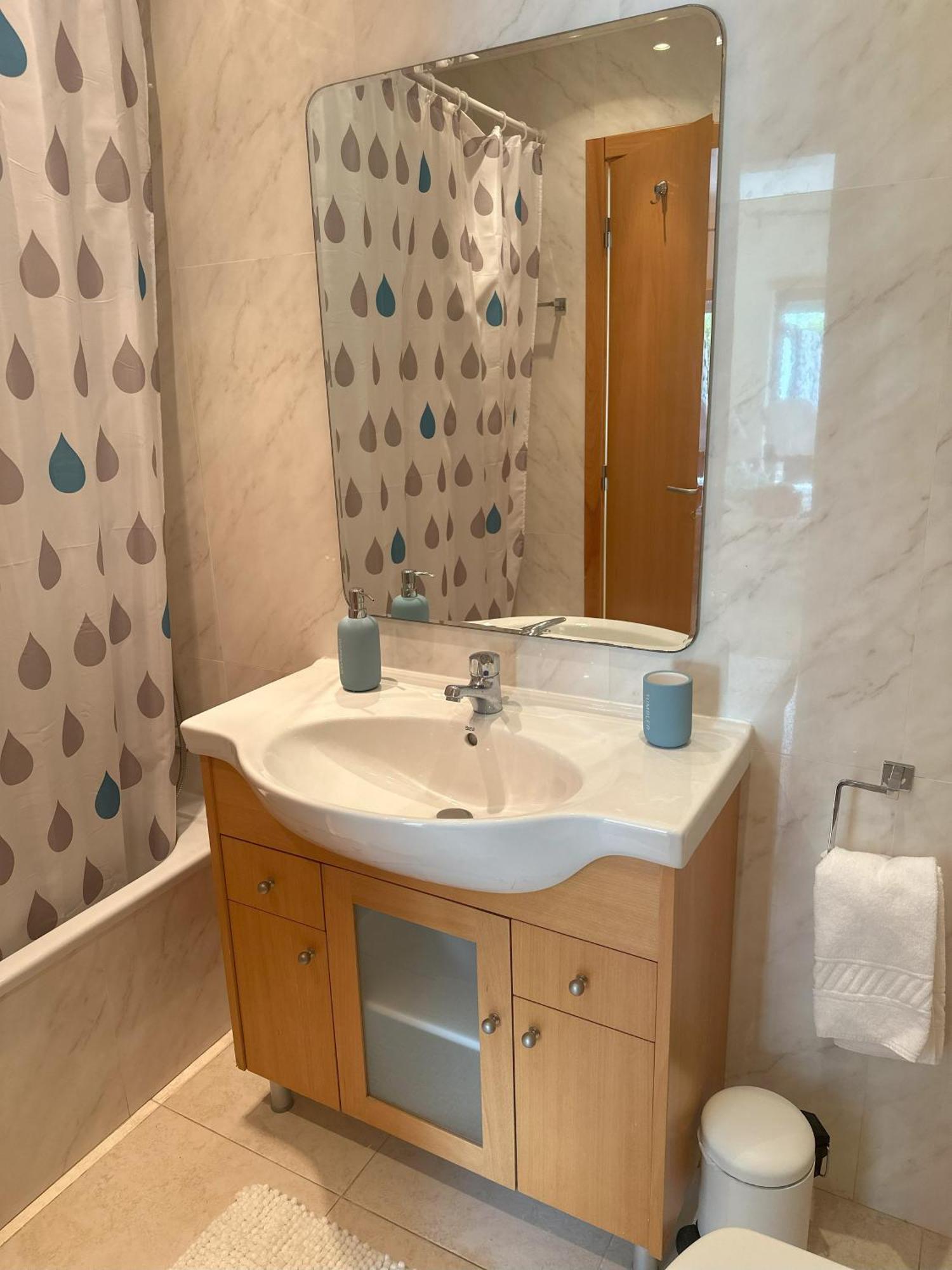 Charmant Appartement A 1Km De La Plage, Avec Piscine A アルブフェイラ エクステリア 写真