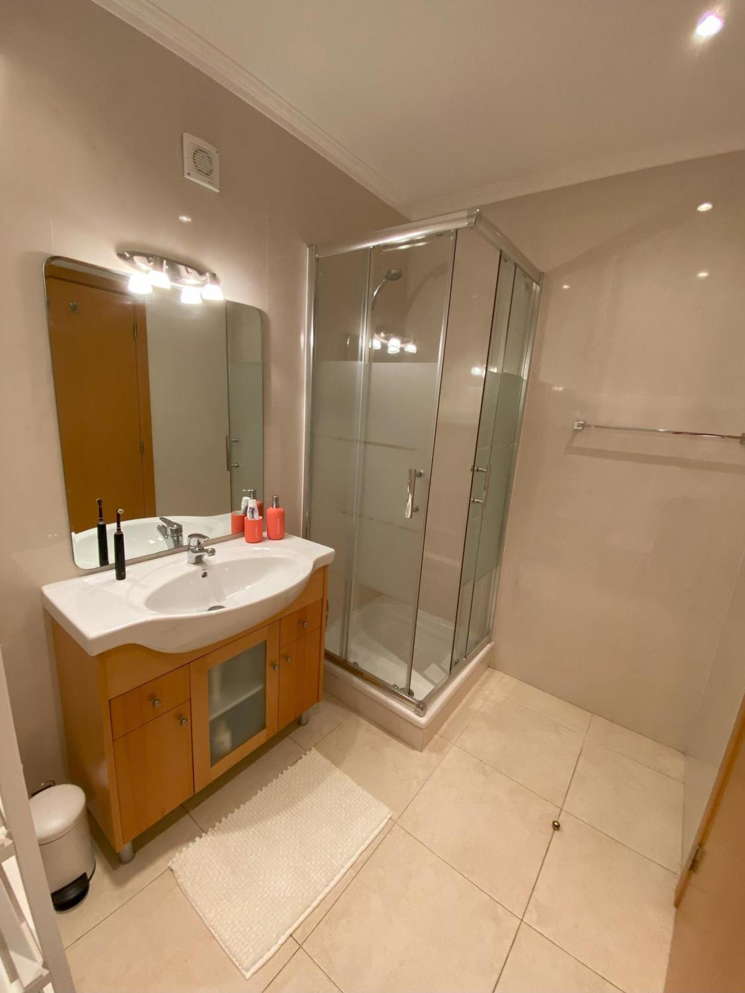 Charmant Appartement A 1Km De La Plage, Avec Piscine A アルブフェイラ エクステリア 写真