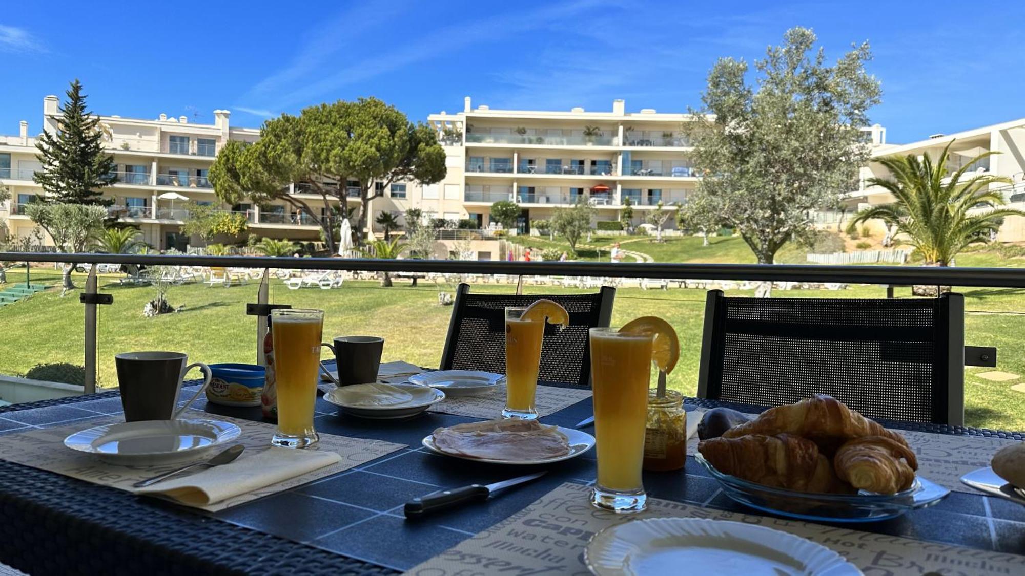 Charmant Appartement A 1Km De La Plage, Avec Piscine A アルブフェイラ エクステリア 写真